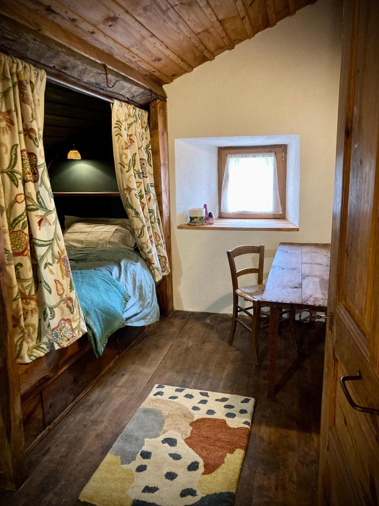 Chambres Et Tables D'Hotes - Les Ateliers De Pontajou - Pelerin Navette Gratuite A Saugues Venteuges Bagian luar foto